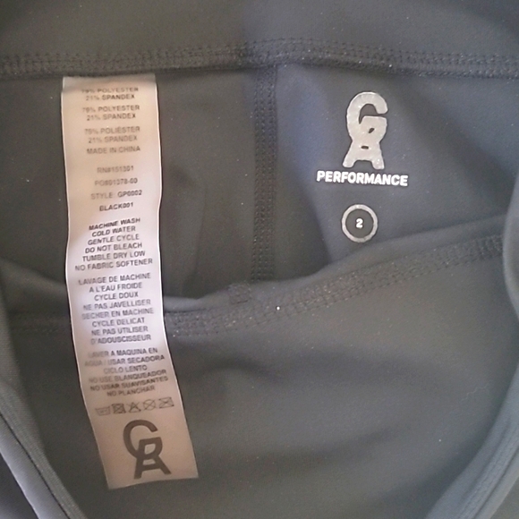 GOOD AMERICAN WORKOUT SET! SIZE TWO IS A MED IN GA - Picture 15 of 16